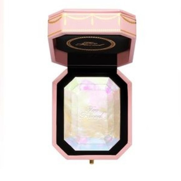 Too Faced Diamond Light Highlighter Multi-Use Diamond Fire NWT - Picture 2 of 4